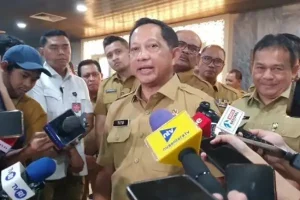 Mendagri Tito Karnavian Minta Tunjangan Perumahan DPRD Dikaji Ulang