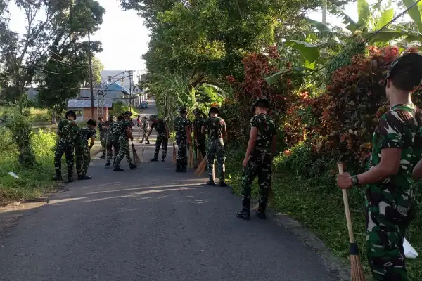 HUT ke-80 TNI: Yonzipur 19/YKN Turun Jalan, Kolaborasi Bersama Rakyat Bersihkan Minut