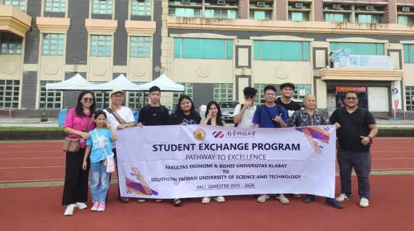 Mahasiswa FEB UNKLAB Ikuti Program Student Exchange di Southern Taiwan University of Science and Technology