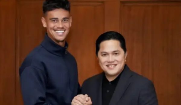 Mees Hilgers Bakal Punya Pelatih Baru di FC Twente