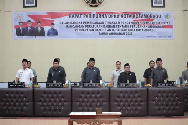 Wali Kota Weny Gaib Hadiri Paripurna DPRD, Tegaskan Perubahan APBD 2025 Berorientasi pada Kesejahteraan Masyarakat