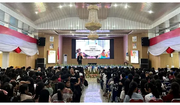 Hadirkan Ilham Saheri, Karya Inspirasi Indonesia Sukses Gelar Pelatihan Bahasa Inggris di Sulut