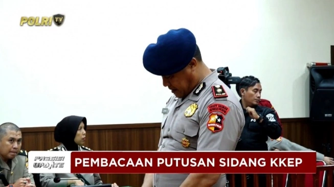 Kompol Kosmas, Perwira dalam Rantis, Menangis saat Dipecat dari Kepolisian