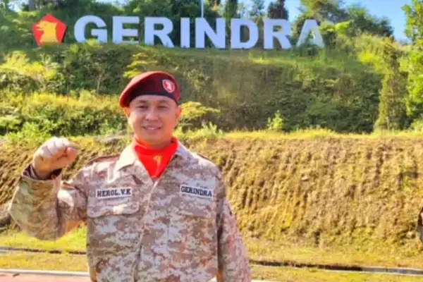 Herol Vresly Kaawoan Luruskan Isu Jalan Rusak yang Menyudutkan Gubernur