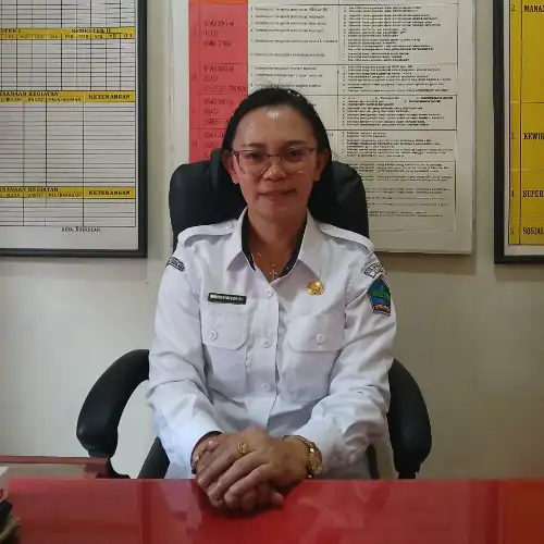 Deiby Asyeni Losu, Kepala Sekolah Berprestasi yang Dulu Bercita-cita Jadi Pendeta