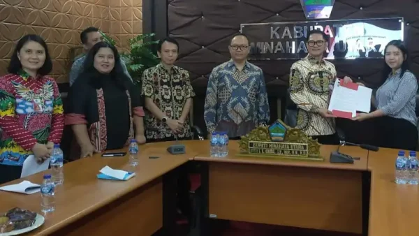 KPK Apresiasi Kepemimpinan Bupati Joune Ganda Amankan Aset, Kaban BKAD Carla Sigarlaki Dipuji