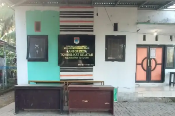 Astaga, Camat Tutuyan Langgar Aturan, Pasang Badan untuk Bupati Terbitkan SK Plt BPD