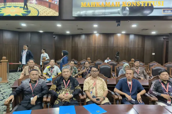 PWI Sepakat dengan DPR dan Dewan Pers Pasal 8 UU Pers Konstitusional, Tapi Tekankan Perlindungan di Lapangan