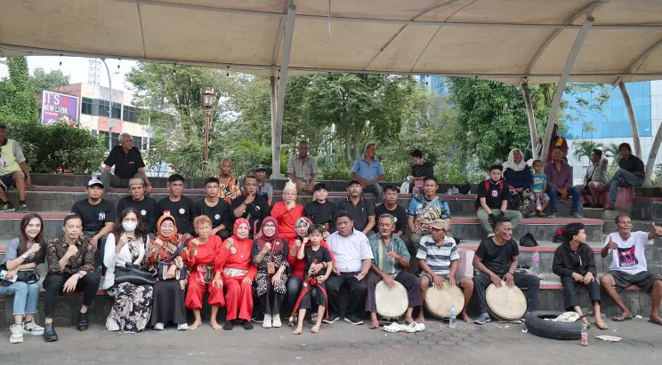 Tim Peneliti ISBI Bandung Gali Kearifan dan Nilai Budaya Silat Laba-Laba Merah di Manado