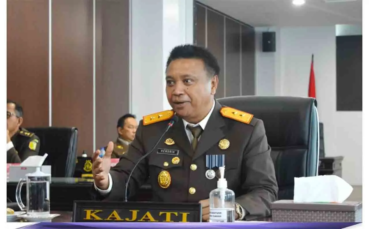Jaksa Agung Lantik Jacob Hendrik Pattipeilohy sebagai Kajati Sulut
