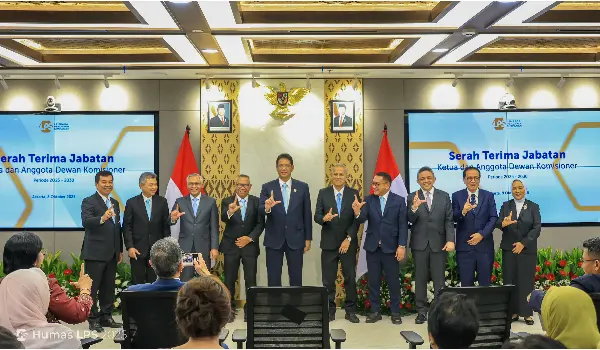 Dihadiri Purbaya Yudhi Sadewa, Dewan Komisioner LPS Periode 2025-2030 Resmi Dilantik