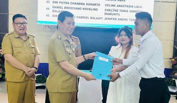 Wagub Victor Mailangkay Saksikan 125 Pasangan Resmi Tercatat dalam Perkawinan Massal di Sulut