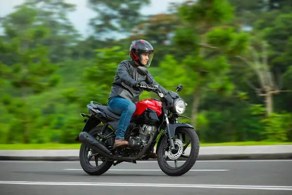 Tiga Teknik Menikung yang Wajib Diketahui Pengendara Motor, Nomor Tiga Paling Aman!