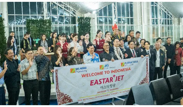 Pesawat Eastar Jet Mendarat Perdana di Bandara Sam Ratulangi Manado dari Seoul
