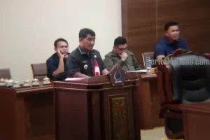 Rapat Paripurna DPRD Sulut, Gubernur Yulius Selvanus Cek Kehadiran Instansi Vertikal dan BUMD