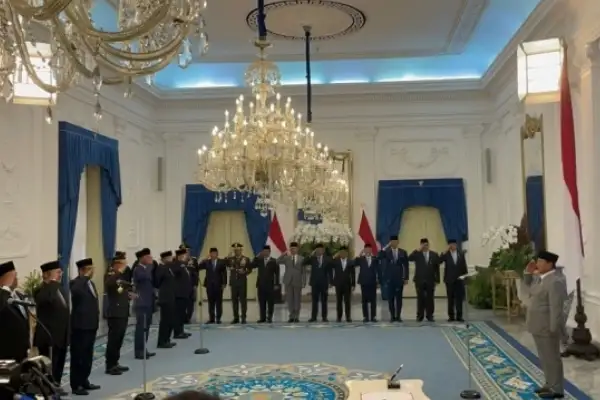 Presiden Prabowo Subianto Lantik Komisi Reformasi Polri! Jimly Asshiddiqie Dipercayakan Jadi Ketua
