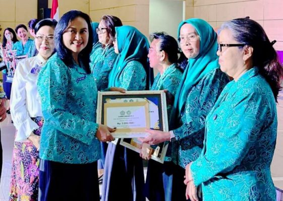 PKK Sulut Gaspol! Anik Yulius Selvanus Minta Kader Lebih Solid dan Berdampak Untuk Masyarakat 8 PKK Sulut Gaspol! Anik Yulius Selvanus Minta Kader Lebih Solid dan Berdampak Untuk Masyarakat