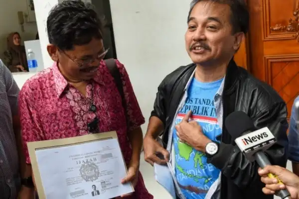Polda Metro Jaya Tetapkan 8 Tersangka Kasus Fitnah Ijazah Jokowi, Nama Roy Suryo Ikut Terseret!