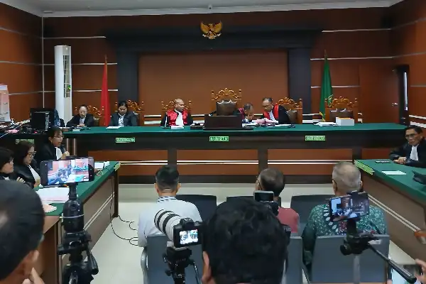 Tiga Terdakwa Kasus Dana Hibah GMIM Dituntut 1 Tahun 6 Bulan Penjara, Kuasa  Hukum Soroti Fakta Mengejutkan – BeritaManado.com: Berita Terkini Kota  Manado, Sulawesi Utara
