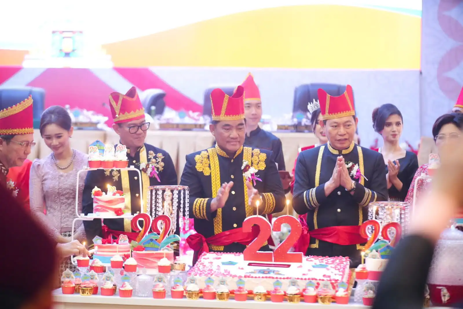 HUT ke-22 Minahasa Utara: Gubernur Yulius Selvanus Apresiasi Pertumbuhan Ekonomi Tanah Tonsea