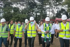 Tajuk Rencana: Alun-alun Minut, Ruang Baru, Harapan Baru