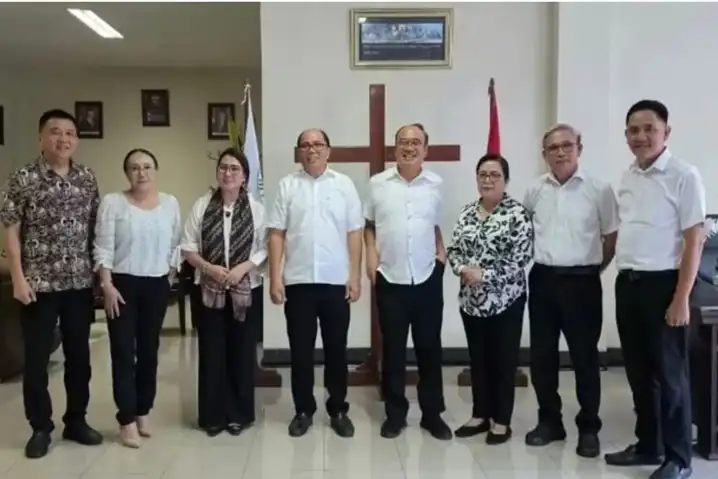 Kepemimpinan BPMS Sempat Dipolemikkan, Pdt Adolf Minta Maaf Kepada Jemaat GMIM