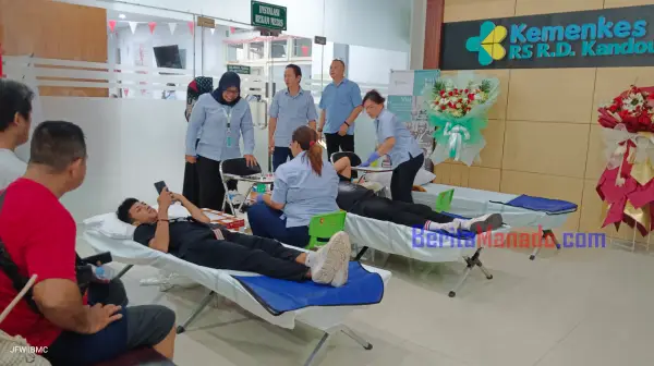 Aksi Kemanusiaan RSUP Kandou di Hari Pahlawan: Satu Tetes Darah, Ribuan Senyum Harapan