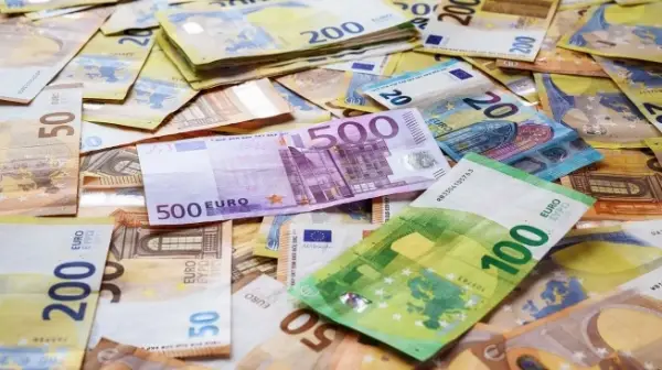 Mata Uang Asia Kompak Jatuh: Rupiah Kian Tertekan di Level Rp16.751