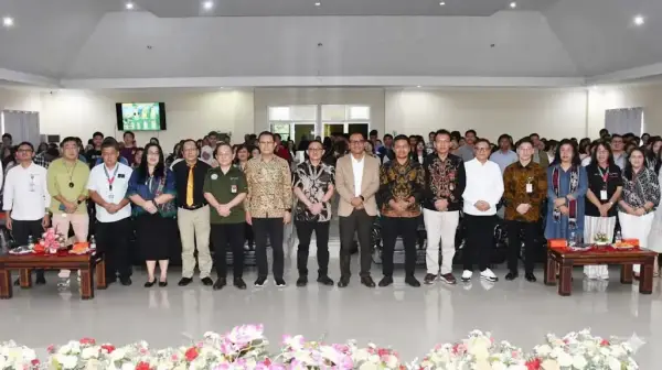 Gelar Seminar Nasional: Unsrat Gali Transformasi Akuntansi Digital Ekonomi Kreatif dan UMKM