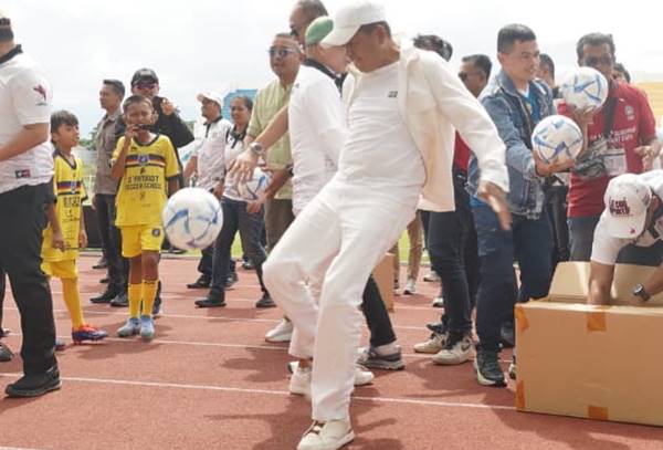 Gubernur Jawa Barat, Dedi Mulyadi: Satu Kecamatan, Satu Lapangan Sepak Bola Kelas Profesional