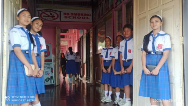 Agasya Panggabean Minta Siswa SMP Frater Don Bosco Tomohon Kembangkan Disiplin Diri 8 Agasya Panggabean Minta Siswa SMP Frater Don Bosco Tomohon Kembangkan Disiplin Diri