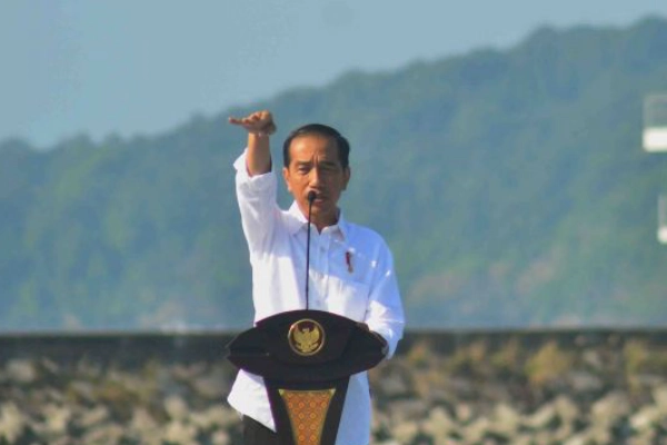 Jokowi Dikaitkan Dengan Bandara Siluman di Sulawesi Tengah, PSI Ngamuk!