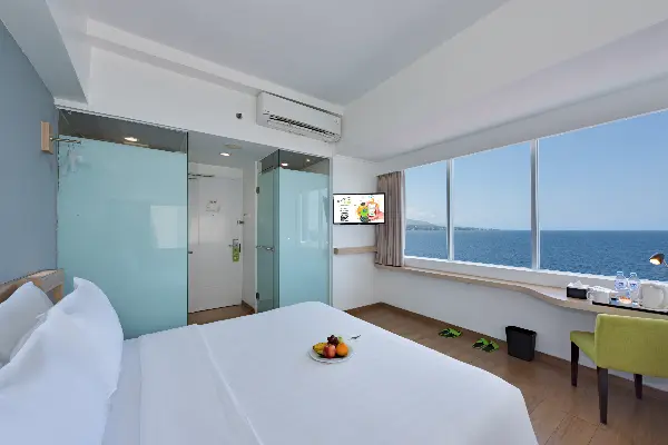 Whiz Prime Megamas Manado Hadirkan Paket “Extend Deals Extend Comfort” dan Menu Harmony Delight