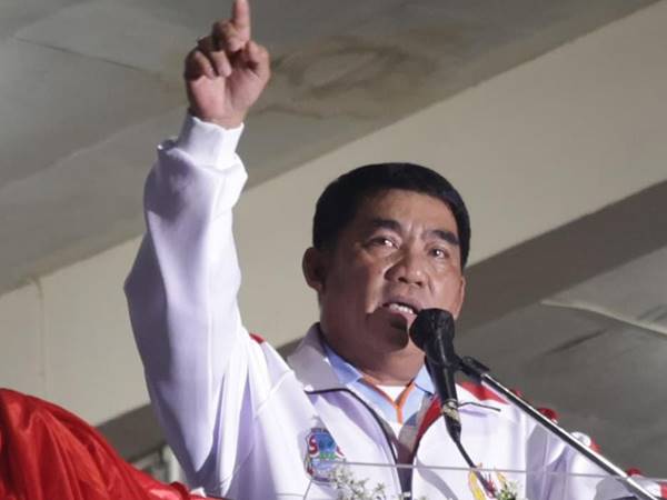 Jemmy Ringkuangan: Gubernur Yulius Selvanus Layak Disebut “Bapak Olahraga Sulut”