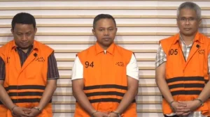 Ironi! Pejabat Riau Rela Berutang ke Bank Demi Setor ‘Jatah Preman’ ke Gubernur
