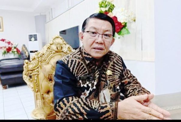 Gubernur Yulius Selvanus Batal Safari Natal ke Talaud dan Sangihe, Ternyata Karena Hal ini 8 Gubernur Yulius Selvanus Batal Safari Natal ke Talaud dan Sangihe, Ternyata Karena Hal ini