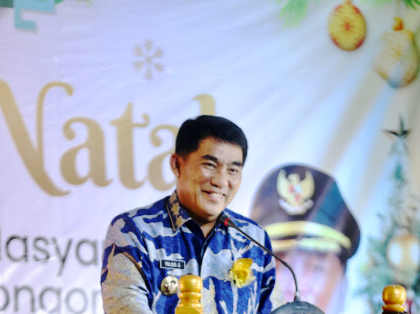 Natal di Mopuya, Gubernur Yulius Selvanus Tunaikan Janji Ambulans dan Perkuat Poros Sinergi di Bolmong Raya