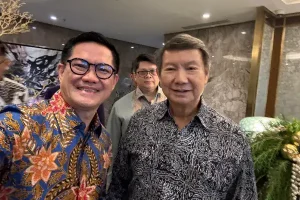 Akrab, Joune Ganda Bertemu Hashim Djojohadikusumo di Konferensi MarkPlus