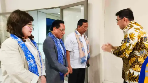 Wamenkes Benjamin Tiba di Manado untuk Perkuat Layanan Kesehatan, Disambut Hangat Direksi RSUP Kandou