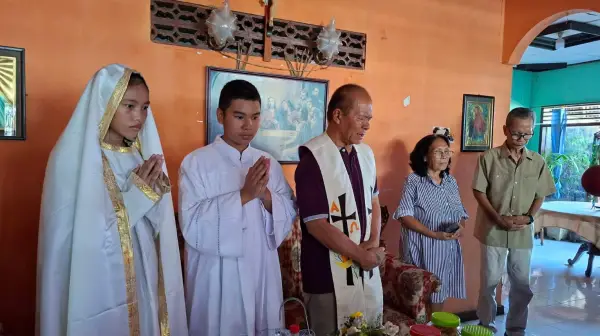 Makna Dibalik Tradisi Maria–Joseph Paroki HKY Karombasan: Perkuat Keluarga Katolik, Bawa Misi Solidaritas