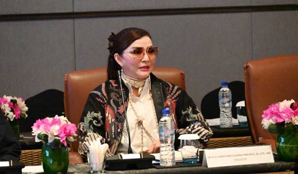 Garuda Indonesia Beberkan Arah Baru 2026 di DPR, Christiany Paruntu Tegaskan Pengawasan Ketat Komisi VI