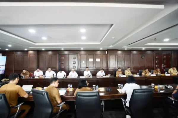 Gubernur Yulius Selvanus Dorong PT Membangun Sulut Maju Jadi Mesin Baru Penggerak Ekonomi Daerah