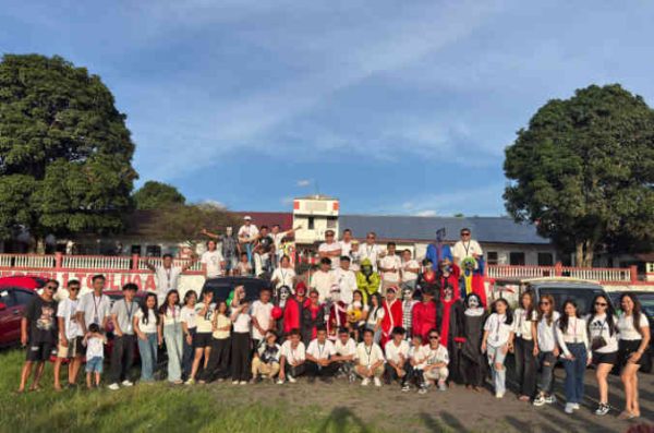 Ukir Senyum di Hari Natal, Komunitas ‘Namanya Torang’ Hadirkan Santa Claus dan Bansos Untuk Anak Panti Asuhan