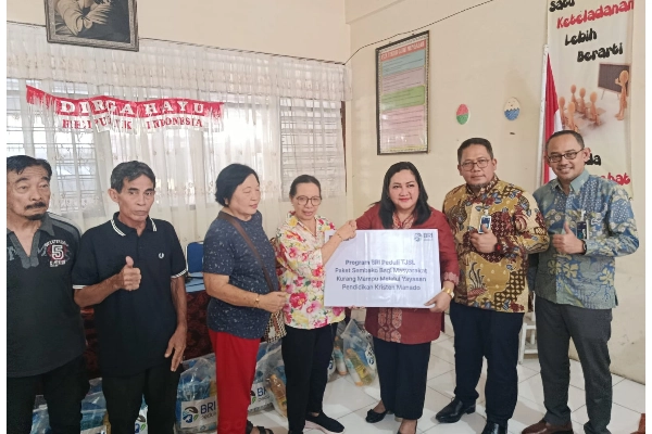 BRI Region 16 Tebar Kasih di Natal 2025, Ribuan Paket Sembako Mengalir ke Warga Manado