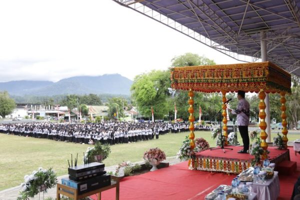 Wawali Kotamobagu Pimpin Upacara Peringatan Hari Guru Nasional,HUT PGRI KE-80, DAN HUT KORPRI KE-54