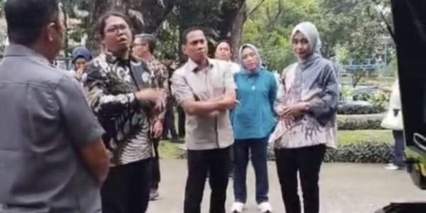 Walikota dan Wakil Walikota Kotamobagu Kunker Ke PT Pindad Persero 12 Walikota dan Wakil Walikota Kotamobagu Kunker Ke PT Pindad Persero