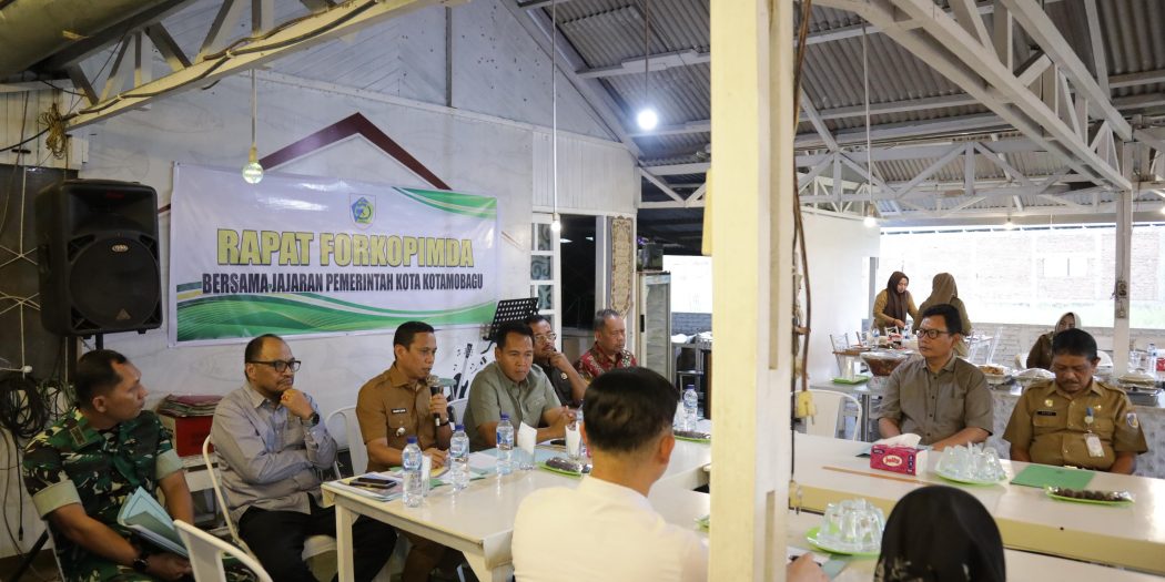 Weny Gaib Memimpin Langsung Rapat Forum Koordinasi Pimpinan Daerah