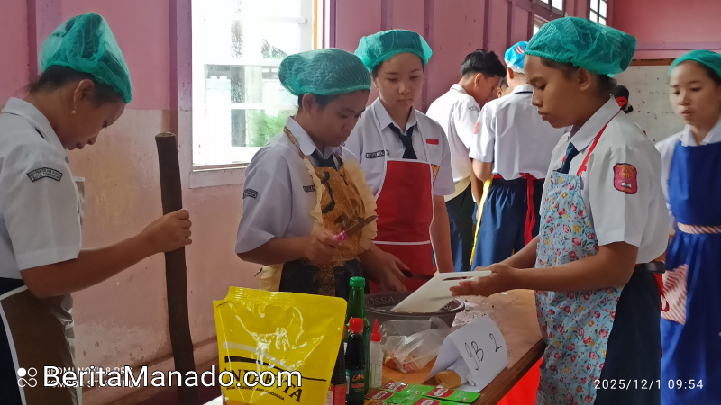 Ini Keseruan Ujian Praktek Prakarya SMP Frater Don Bosco Tomohon