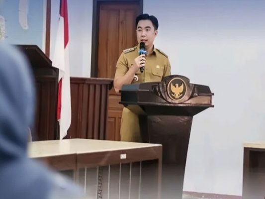 Bupati Michael Thungari Buka Pelatihan AI dan Junior Office Operator Program GTA di Sangihe 8 Bupati Michael Thungari Buka Pelatihan AI dan Junior Office Operator Program GTA di Sangihe