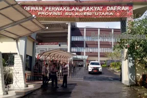 Aparat Kepolisian Siaga Aksi Demo di Kantor DPRD Sulut!